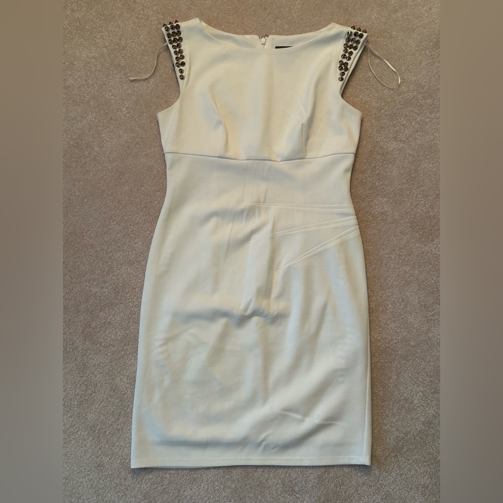 Vince Camuto - Spike Shoulder Cap Dress, White/Brass